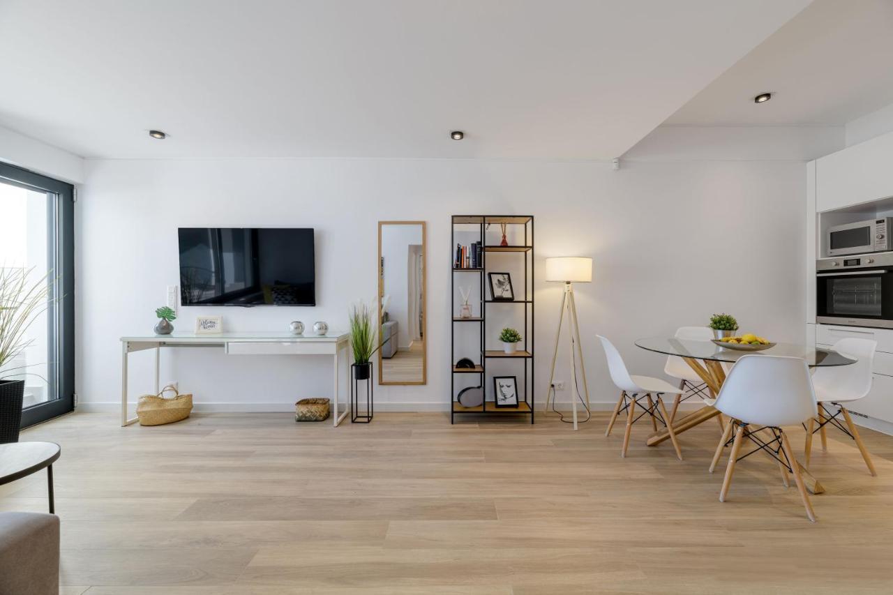 Pool Voula Apartment Close To Kavouri Beach By Cielo Homes Athen Eksteriør billede